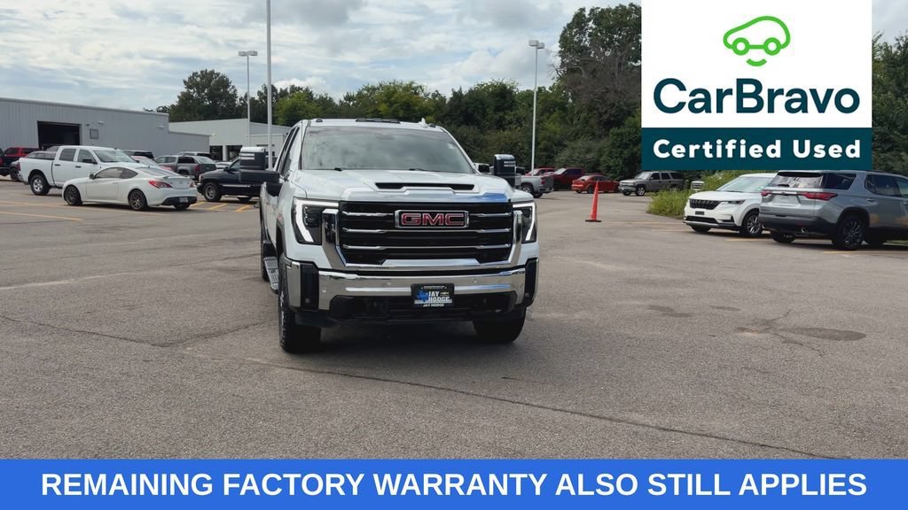 Certified Used 2025 Summit White GMC SLT image 3
