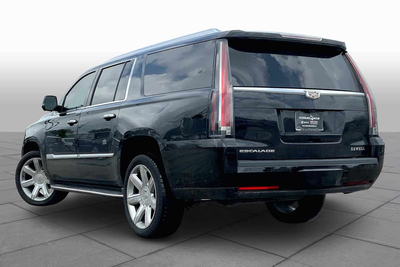 Used 2019 BLACK RAVEN Cadillac Luxury image 12