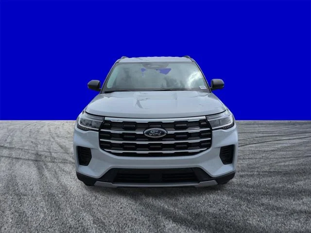 New 2026 Space White Metallic Ford Active image 9