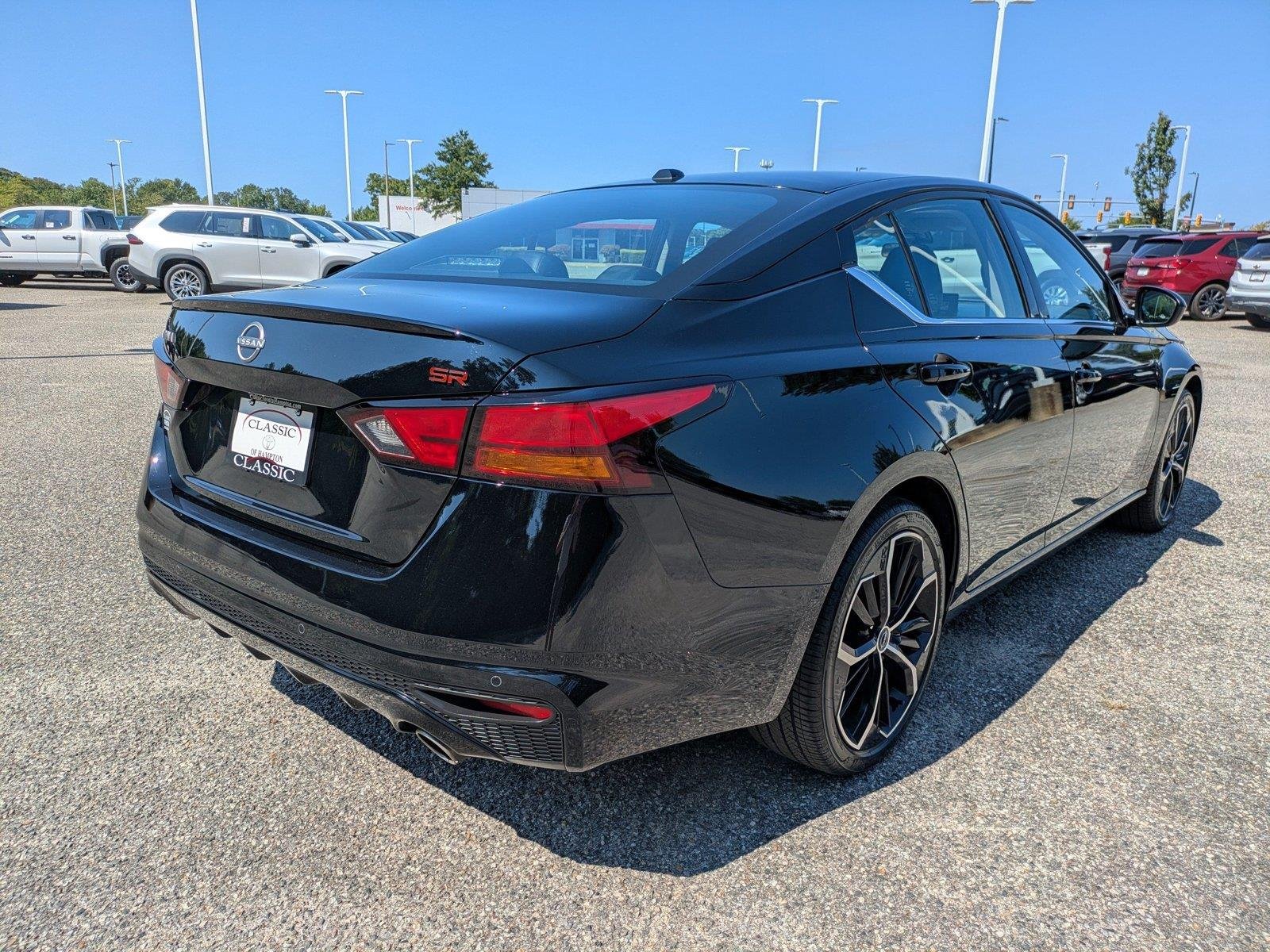 Used 2026 Super Black Nissan SR image 4