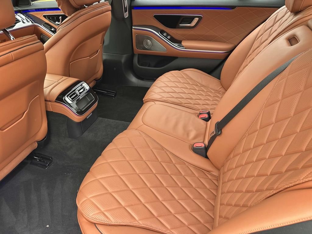 Certified Used 2023  Mercedes-Benz S 580 image 15