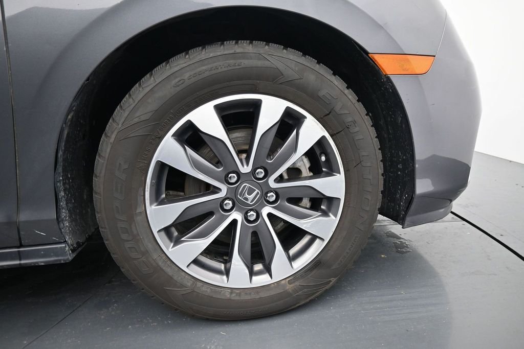 Used 2023  Honda EX-L image 11