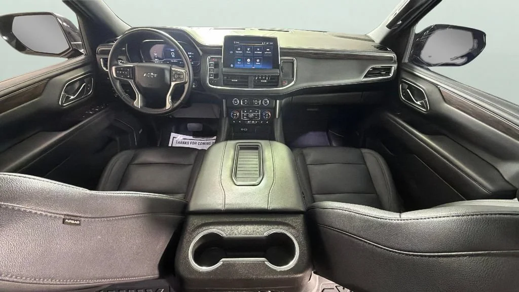 Used 2023 Black Chevrolet Z71 image 34