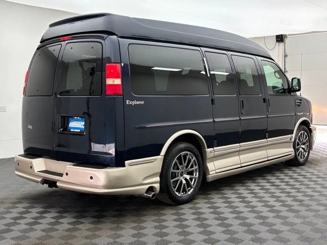 Used 2013 Deep Blue Metallic GMC Explorer Limited SE image 8