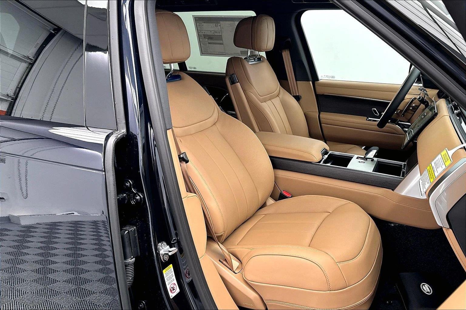 New 2026  Land Rover SE image 35