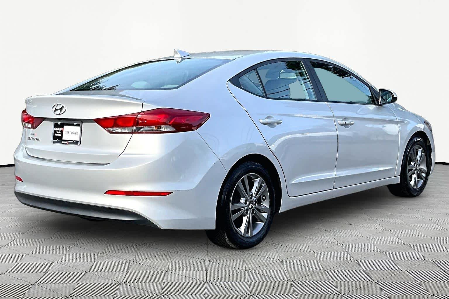 Used 2017 Symphony Silver Hyundai SE image 13