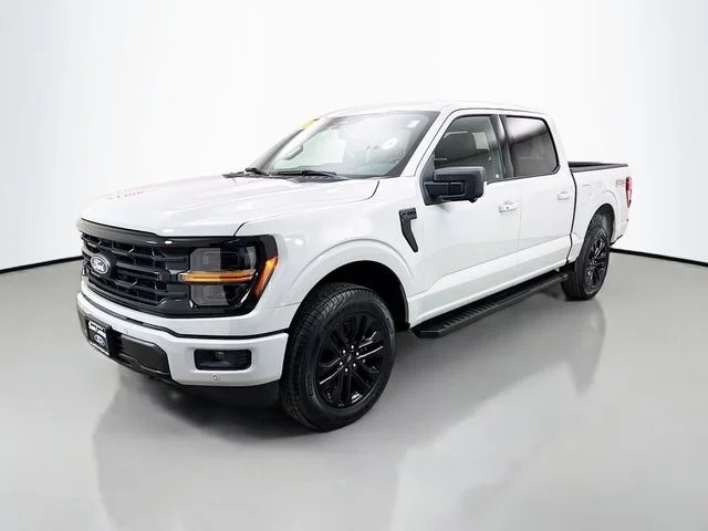 New 2026 Avalanche Ford XLT image 3