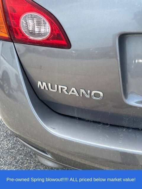 Used 2010 Gray Nissan SL image 7