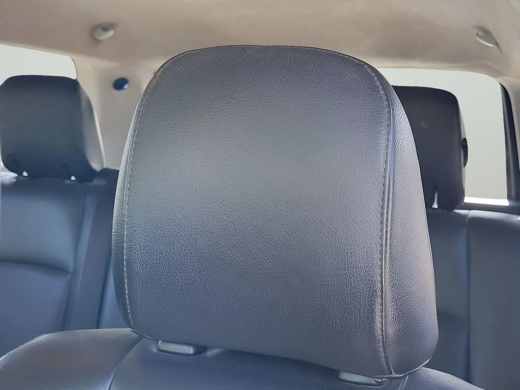 Used 2013 Classic Silver Metallic Toyota SR5 image 22
