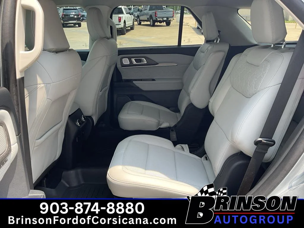 Used 2025 Iconic Silver Metallic Ford Platinum image 20