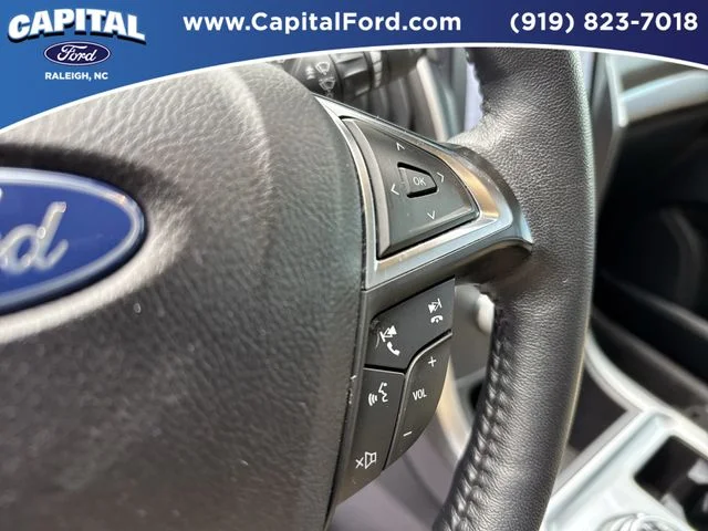 Used 2023 White Ford SEL image 23