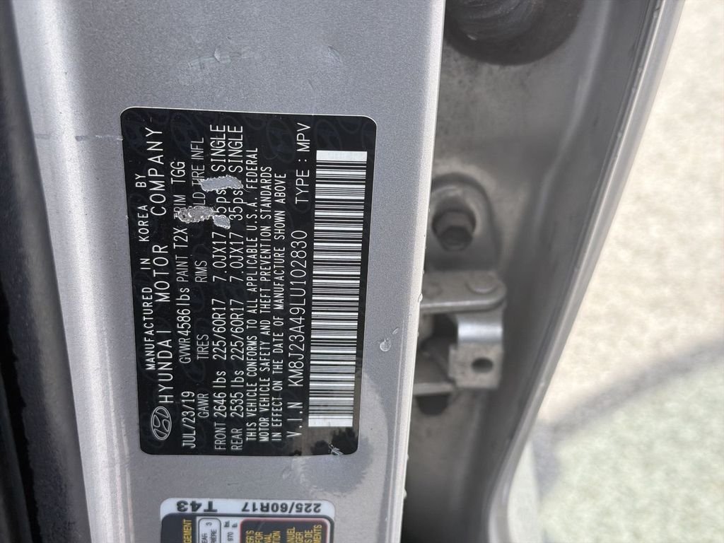 Used 2020 Silver Hyundai SE image 33