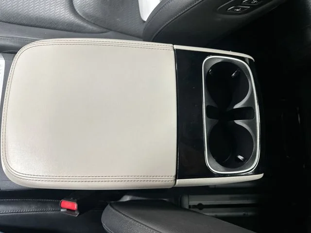 Used 2024 White Kia SX Prestige image 24