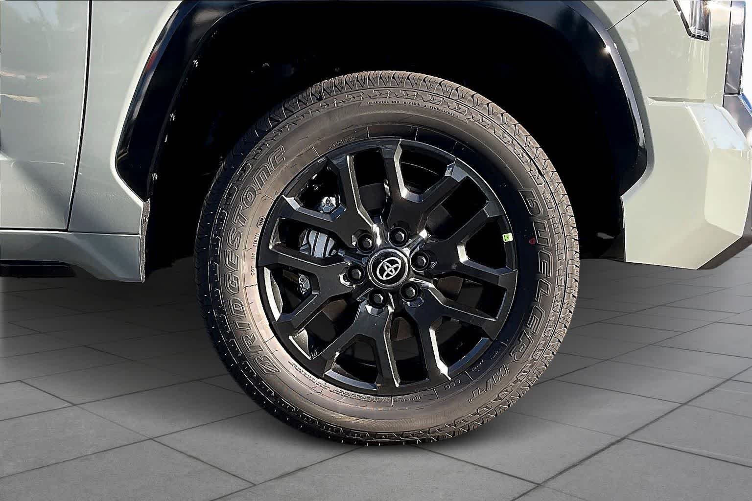 2026 Toyota Tundra Platinum - Photo 11