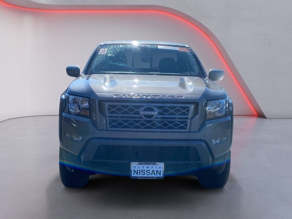 Used 2022 Gray Nissan SV image 10