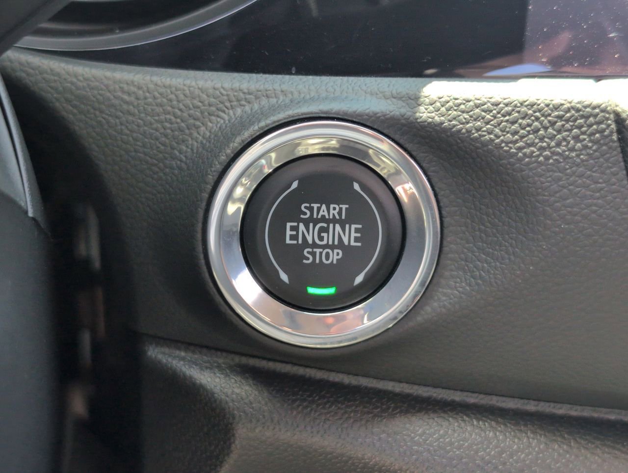 Used 2023 Summit White Buick Preferred image 16