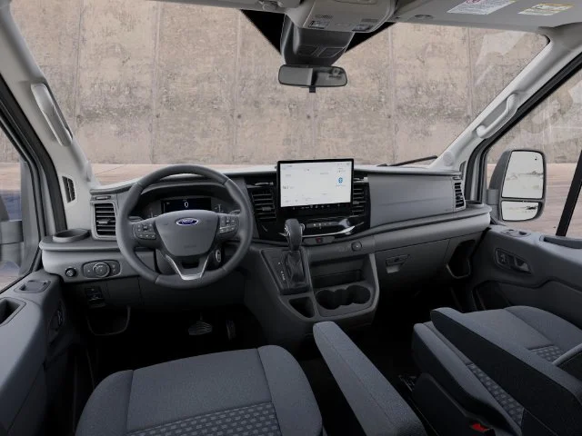New 2027 Oxford White Ford XLT image 10
