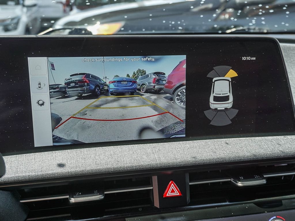 Used 2024 White Kia Wind image 24