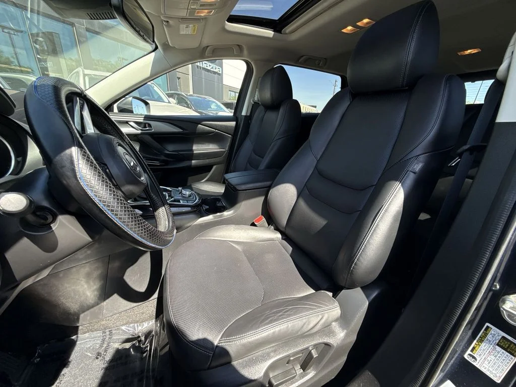 Used 2023 Blue Mazda Touring image 11