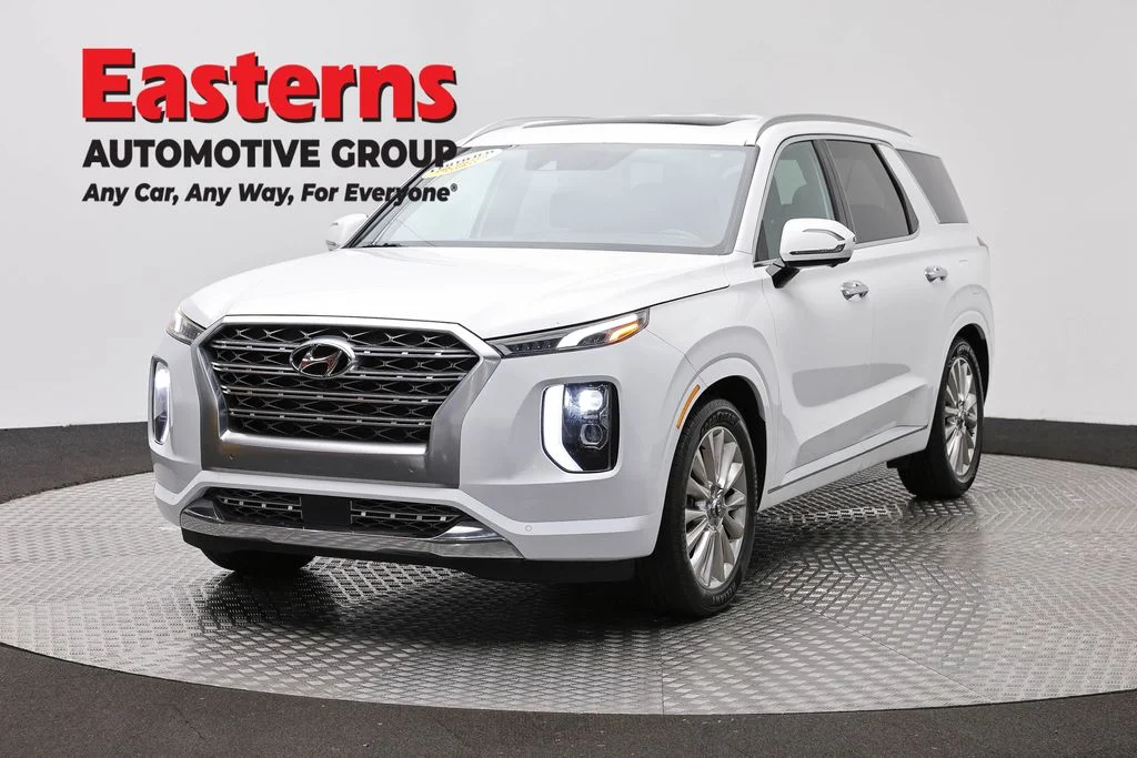 Used 2020 White Hyundai Limited image 1
