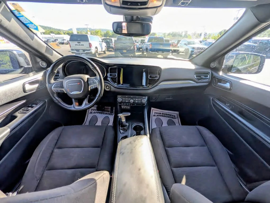 Used 2023 DB Black Clearcoat Dodge SXT Plus image 8