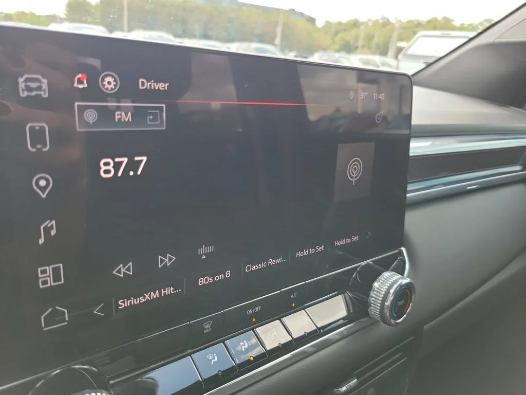 2024 GMC Canyon Elevation - Photo 13