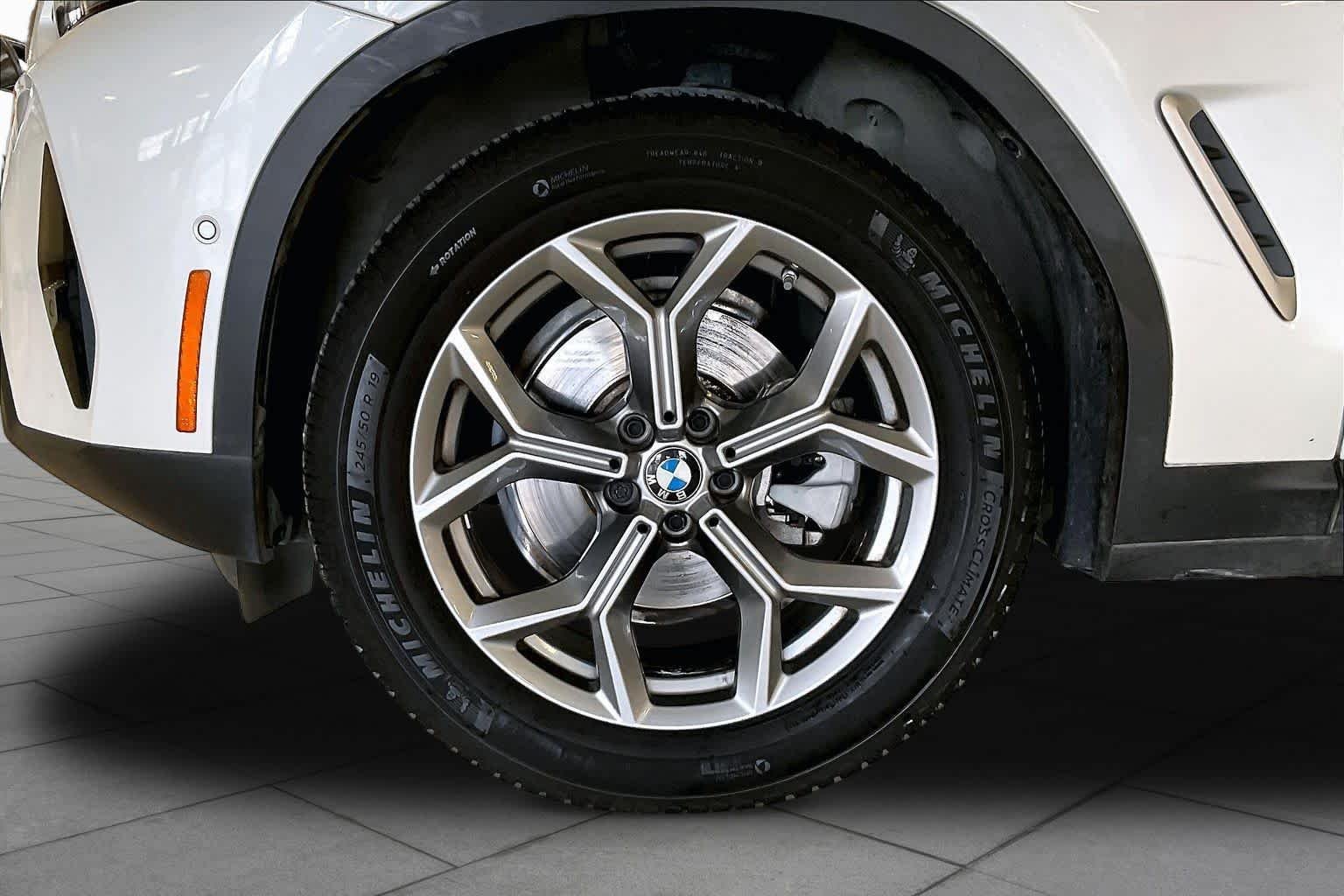 Used 2023 Mineral White Metallic BMW sDrive30i image 10