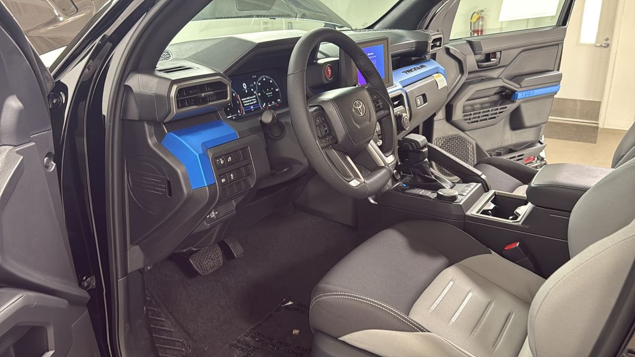 2026 Toyota Tacoma TRD PreRunner - Photo 13