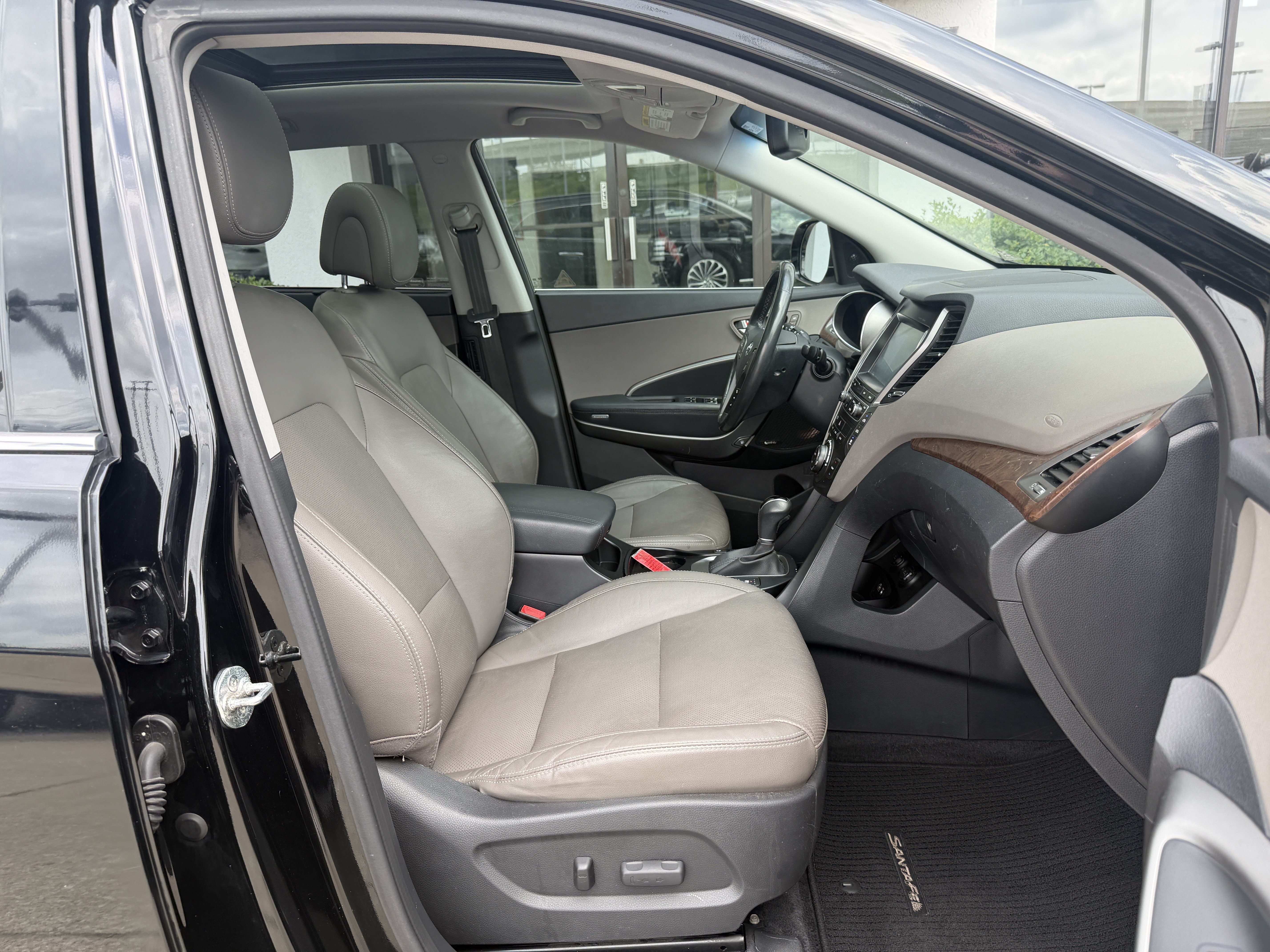 Used 2019 Becketts Black Hyundai Limited Ultimate image 24