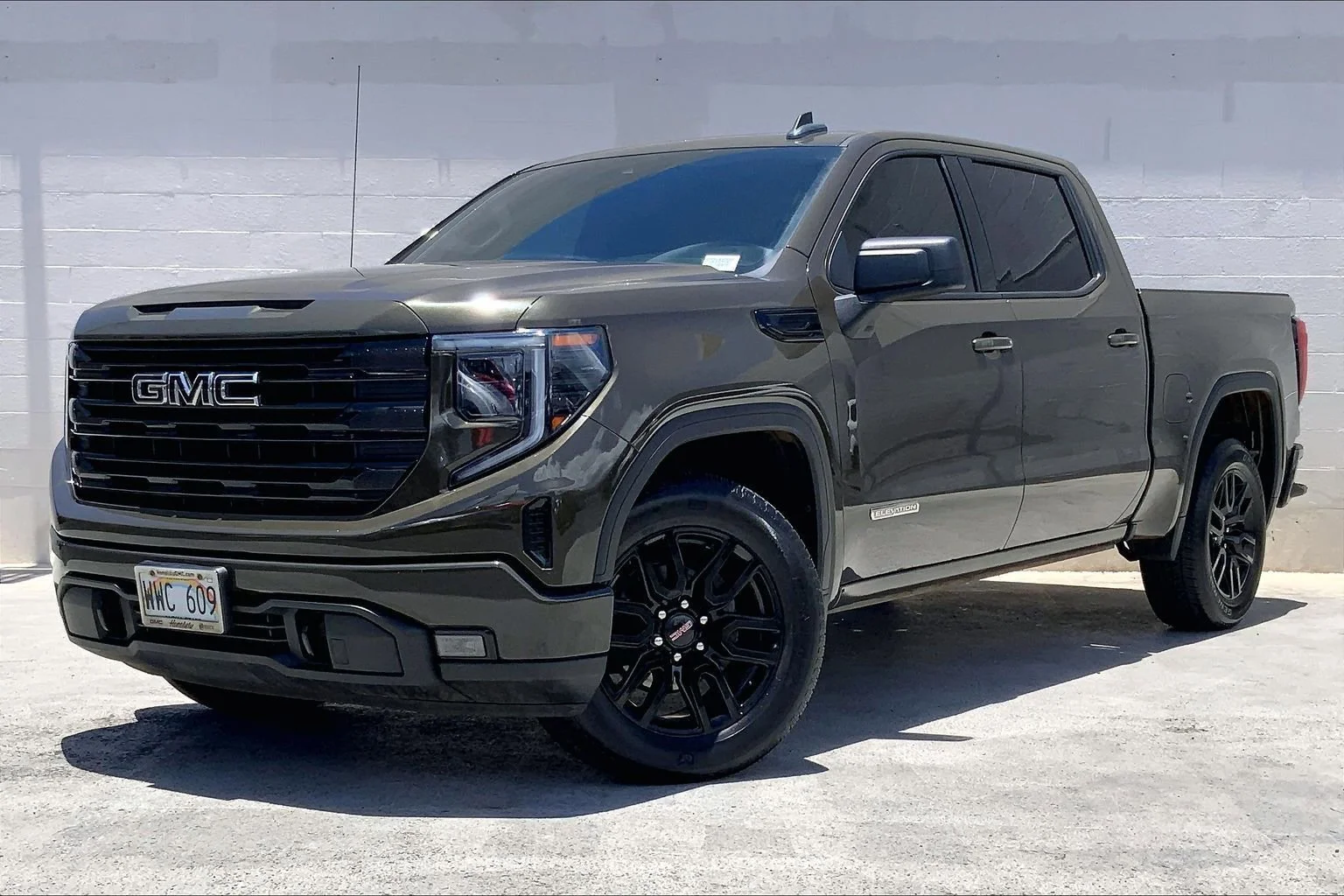 2023 GMC Sierra 2WD Crew Cab Short Box Elevation's photo
