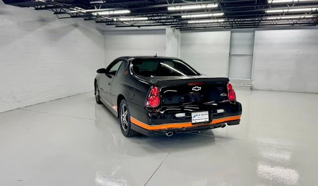 Used 2005 Black Chevrolet SS Tony Stewart image 4