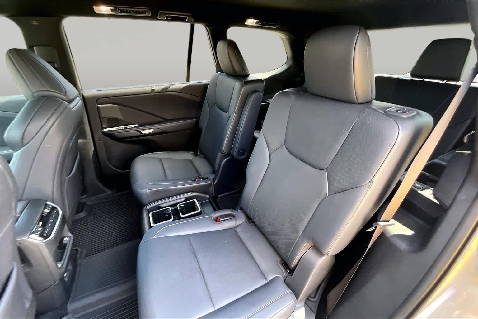 Used 2024 Incognito Lexus F SPORT Premium image 21