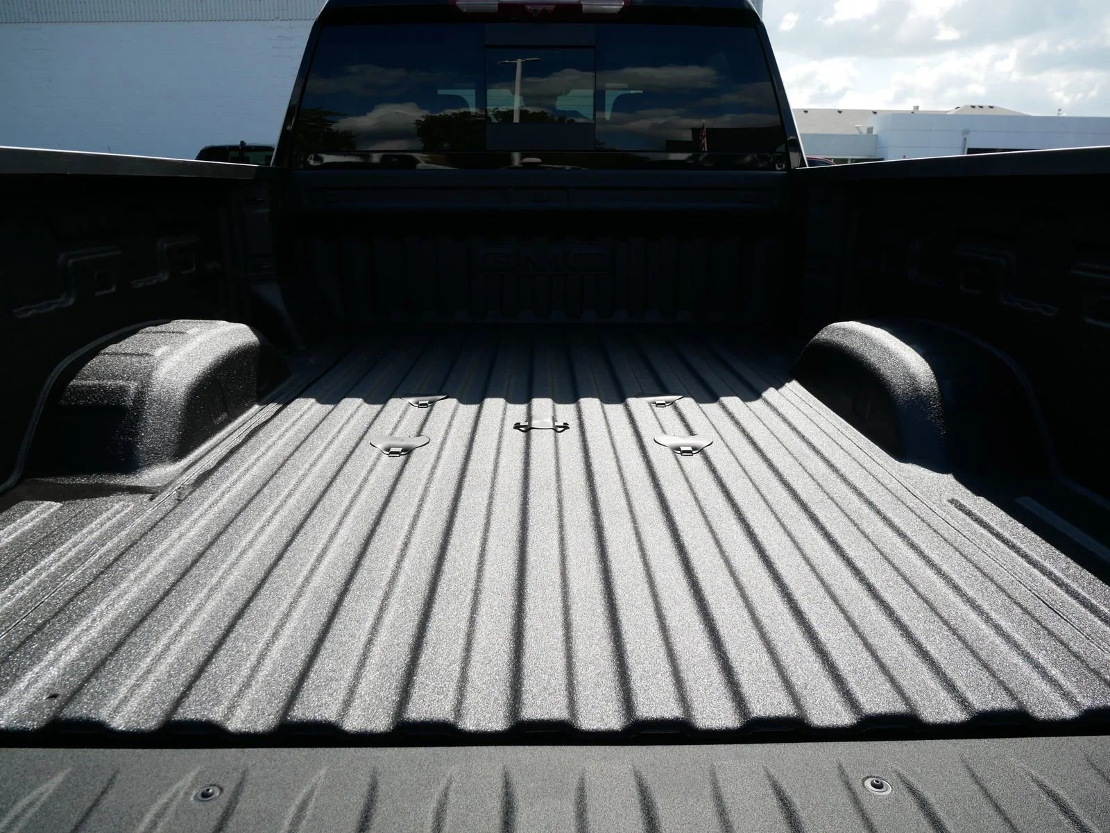 2026 GMC Sierra 3500HD Denali - Photo 7