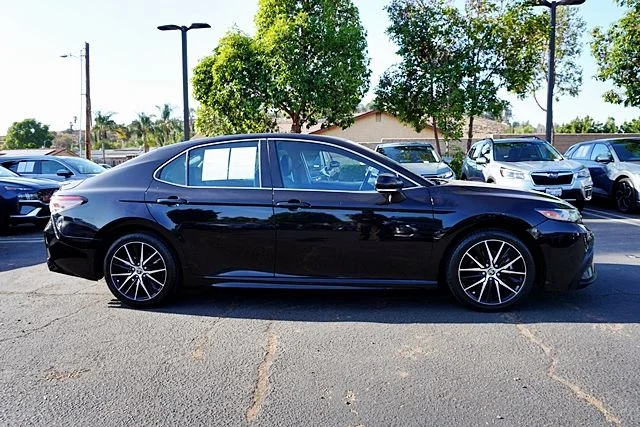 Used 2022 Black Toyota SE image 6