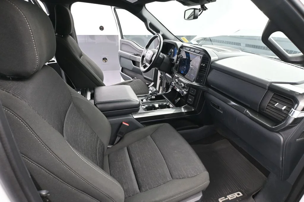 Used 2023 White Ford XLT image 51