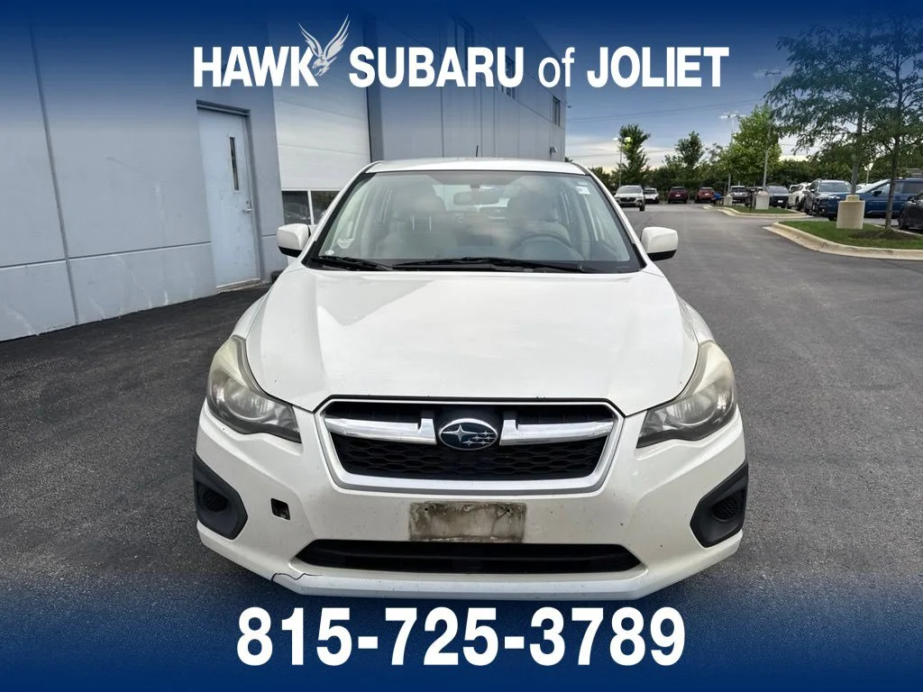 Used 2014 Satin White Pearl Subaru 2.0i Premium image 2
