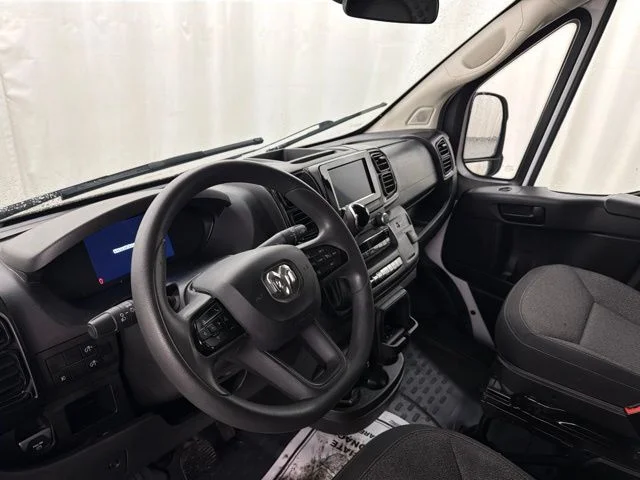 Used 2025 White Ram Base image 10