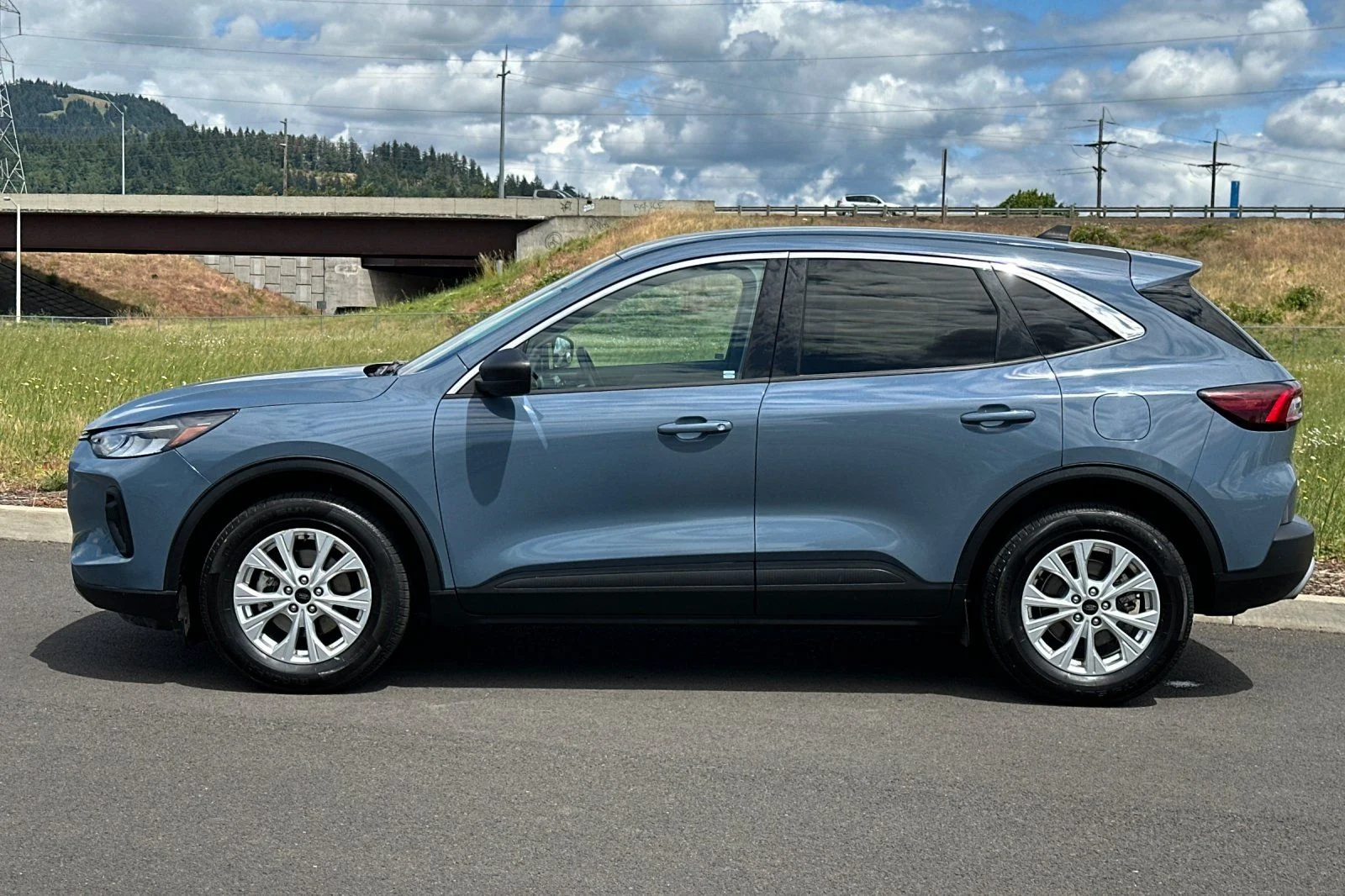 Used 2024 Blue Ford Active image 6