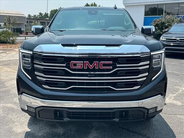 New 2026 Onyx Black GMC SLT image 4