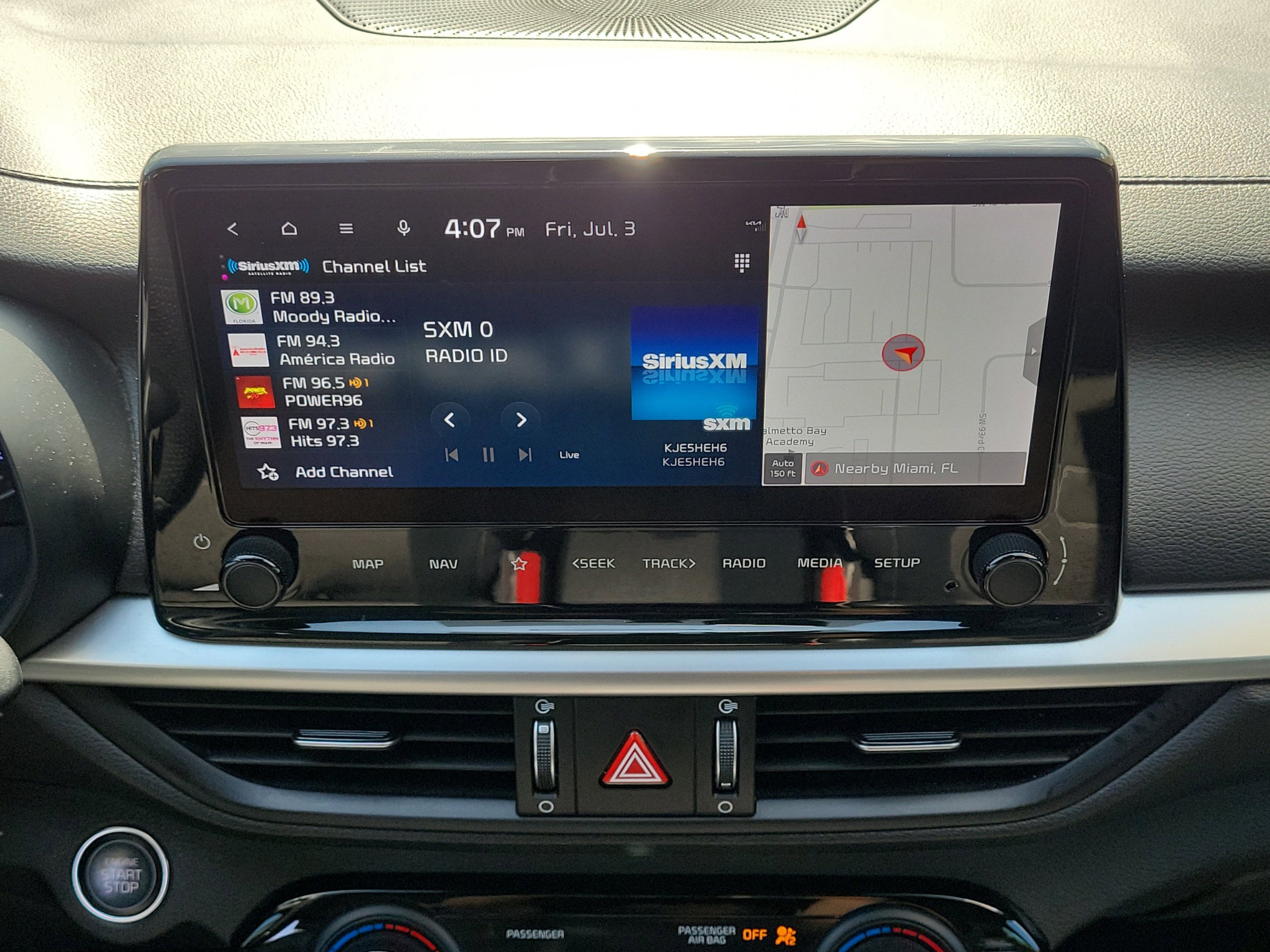 Used 2023 Snow White Pearl Kia GT-Line image 16