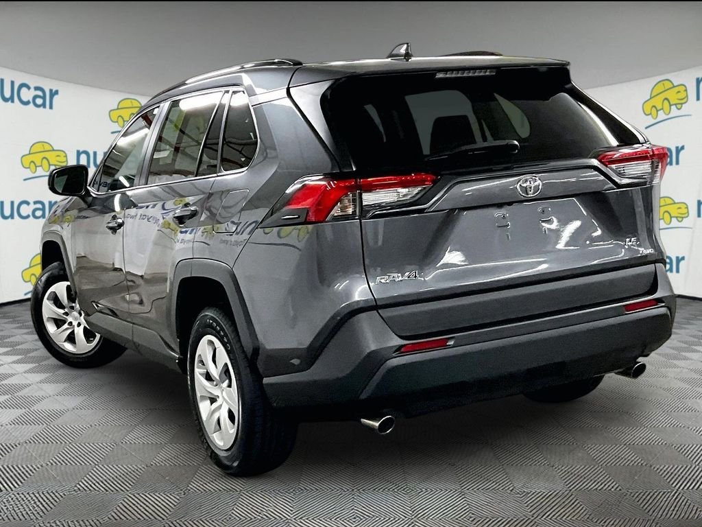 Used 2020 Gray Toyota LE image 4