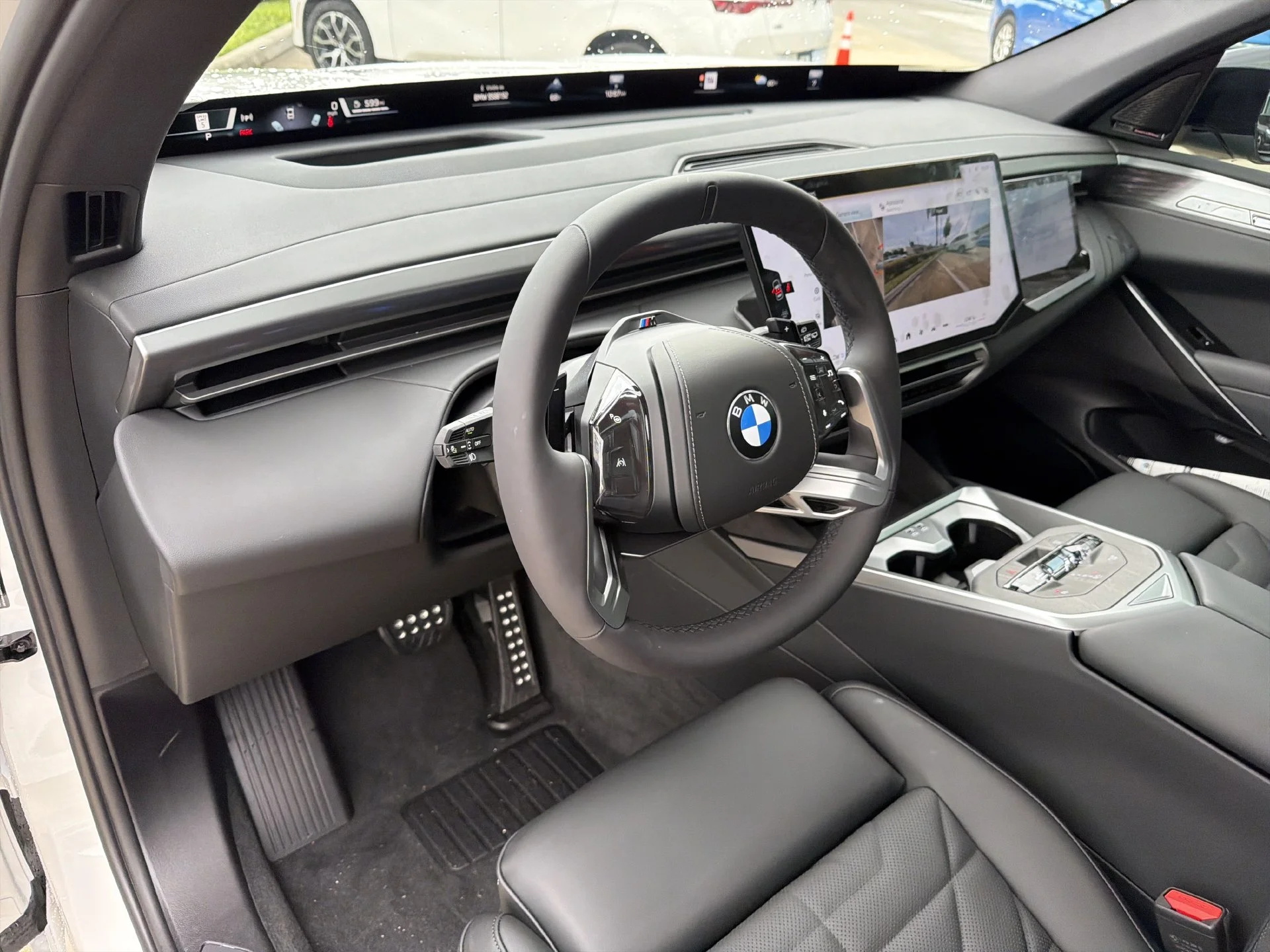 New 2027 Mineral White Metallic BMW  image 22