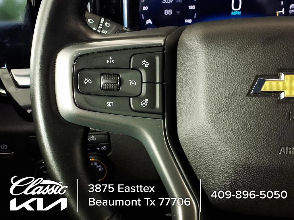 Used 2025 Black Chevrolet LT image 21