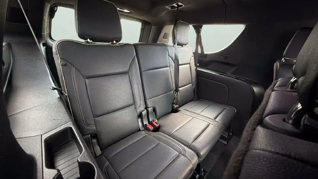 Used 2025 Dark Ash Metallic Chevrolet Premier image 32