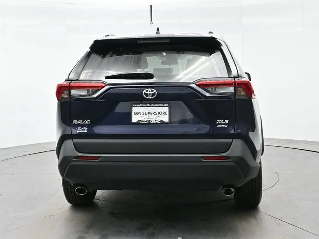 Used 2022 Blueprint Toyota XLE image 6