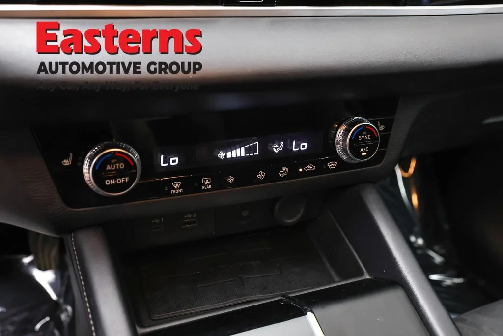 Used 2024 White Mitsubishi SE image 19