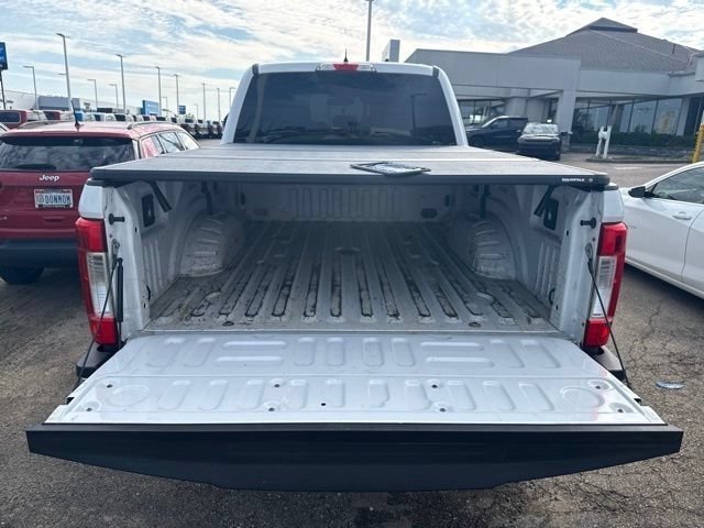 Used 2019 Oxford White Ford XLT image 11