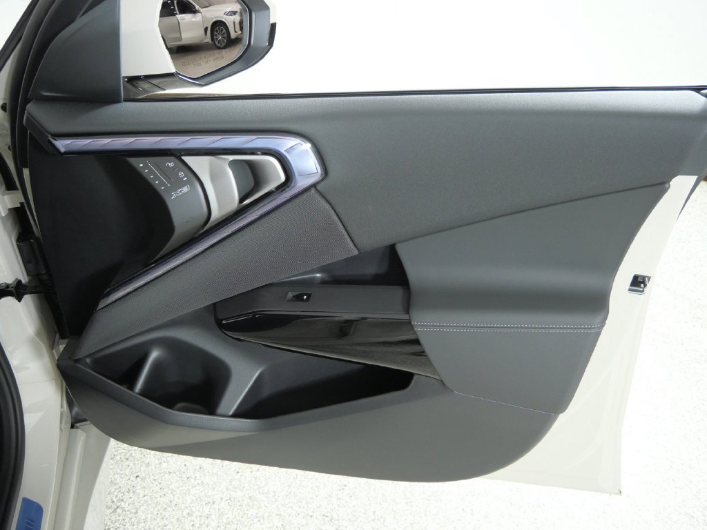 New 2026 Dune Grey Metallic BMW 30 xDrive image 20