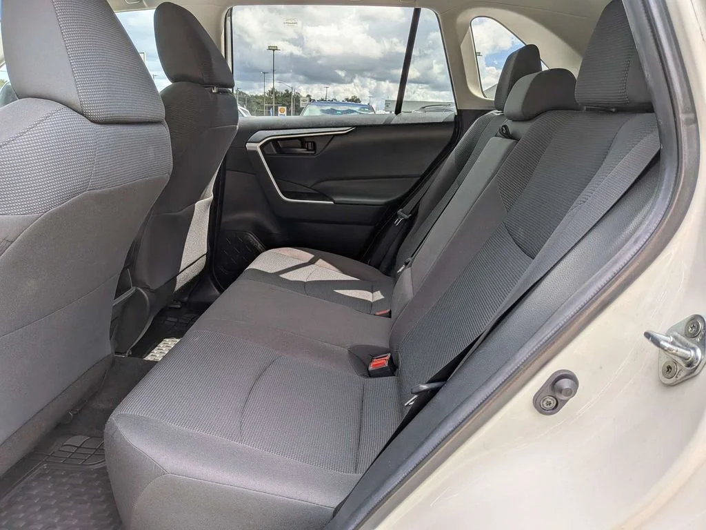 Used 2021 White Toyota LE image 15
