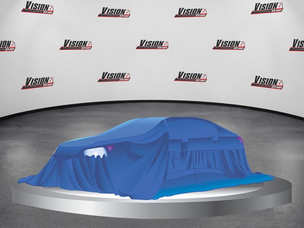 Used 2026 Green Hyundai SE image 1